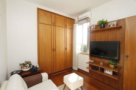 Apartamento à venda com 96m², 3 quartos e 3 vagasQuarto 1