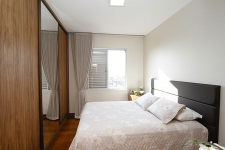 Apartamento à venda com 96m², 3 quartos e 3 vagasQuarto 3 - Suíte