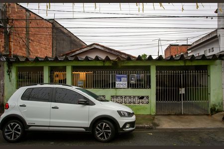 Casa à venda com 275m², 3 quartos e 2 vagasFachada