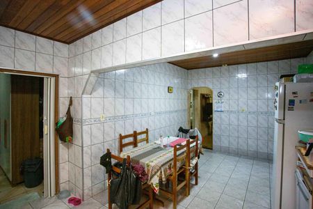 Casa à venda com 275m², 3 quartos e 2 vagasCozinha
