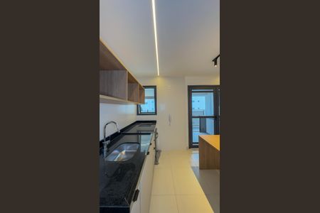 Apartamento para alugar com 140m², 2 quartos e 2 vagas Apartamento para alugar com 140m², 2 quartos e 2 vagasCozinha e Área de Serviço