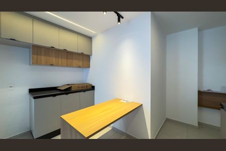 Apartamento para alugar com 140m², 2 quartos e 2 vagas Apartamento para alugar com 140m², 2 quartos e 2 vagasCozinha e Área de Serviço