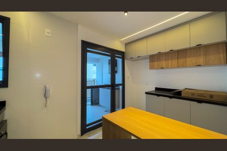 Apartamento para alugar com 140m², 2 quartos e 2 vagas Apartamento para alugar com 140m², 2 quartos e 2 vagasCozinha e Área de Serviço