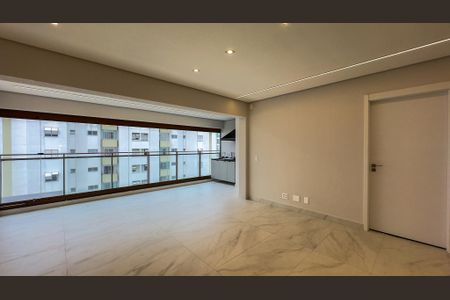 Sala de apartamento para alugar com 2 quartos, 140m² em Campo Belo, São Paulo