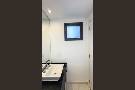 Apartamento para alugar com 140m², 2 quartos e 2 vagas Apartamento para alugar com 140m², 2 quartos e 2 vagasBanheiro da Suíte 2