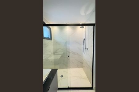 Apartamento para alugar com 140m², 2 quartos e 2 vagas Apartamento para alugar com 140m², 2 quartos e 2 vagasBanheiro da Suíte 1