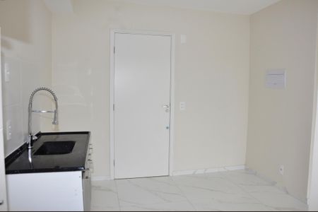 Apartamento para alugar com 37m², 2 quartos e 1 vaga Apartamento para alugar com 37m², 2 quartos e 1 vagaDetalhe - Cozinha Americana