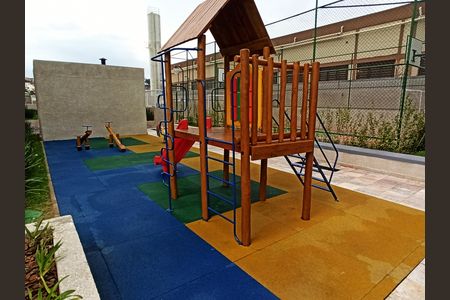 Apartamento para alugar com 37m², 2 quartos e 1 vaga Apartamento para alugar com 37m², 2 quartos e 1 vagaPlayground