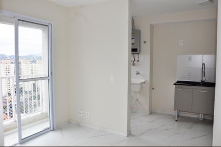 Detalhe - Sala de apartamento para alugar com 2 quartos, 37m² em Vila Jaraguá, São Paulo