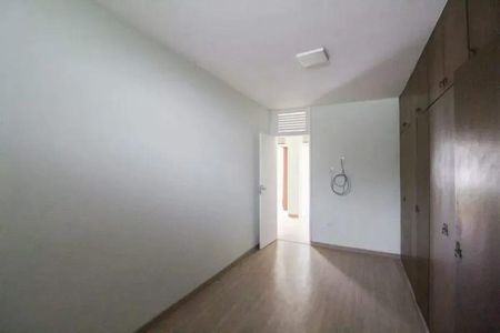 Casa para alugar com 198m², 3 quartos e 4 vagas Casa para alugar com 198m², 3 quartos e 4 vagasQuarto