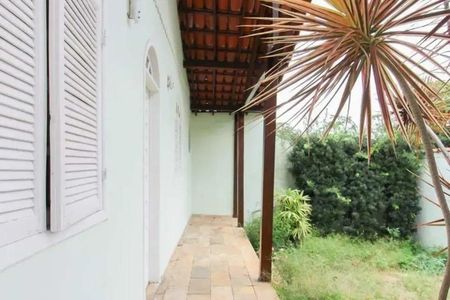 Casa para alugar com 198m², 3 quartos e 4 vagas Casa para alugar com 198m², 3 quartos e 4 vagasÁrea externa