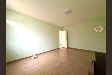 Sala de casa para alugar com 3 quartos, 198m² em Alípio de Melo, Belo Horizonte
