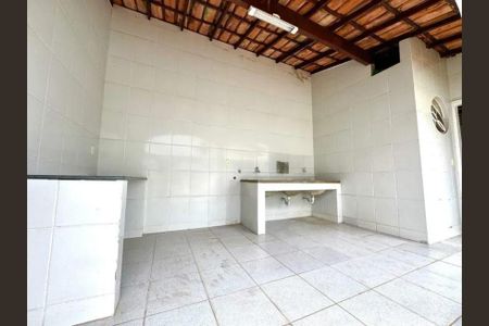 Casa para alugar com 198m², 3 quartos e 4 vagas Casa para alugar com 198m², 3 quartos e 4 vagasÁrea externa