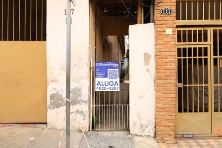 Casa para alugar com 45m², 1 quarto e sem vagaPlaca GRANDE instalada na fachada do imóvel no dia 20/06/2026 - Código da placa: IMWU-692