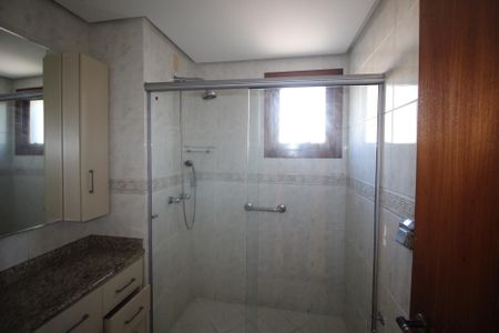 Apartamento à venda com 101m², 3 quartos e 2 vagasBanheiro da Suíte 1