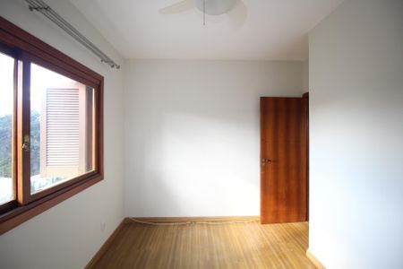 Apartamento à venda com 101m², 3 quartos e 2 vagasQuarto 2