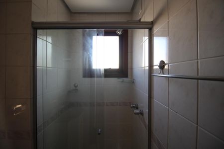 Apartamento à venda com 101m², 3 quartos e 2 vagasBanheiro