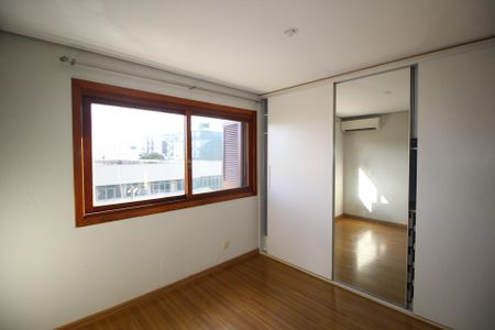 Apartamento à venda com 101m², 3 quartos e 2 vagasSuíte 1