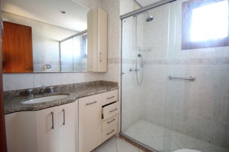 Apartamento à venda com 101m², 3 quartos e 2 vagasBanheiro da Suíte 1