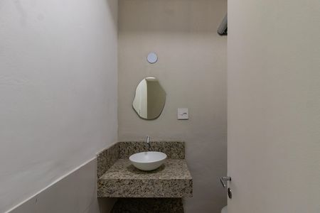 Banheiro de apartamento para alugar com 1 quarto, 60m² em Perdizes, São Paulo