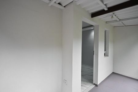 Casa para alugar com 44m², 2 quartos e sem vagaVaranda