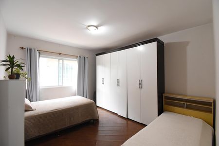 Casa de condomínio para alugar com 346m², 4 quartos e 4 vagasDemi-Suíte 2