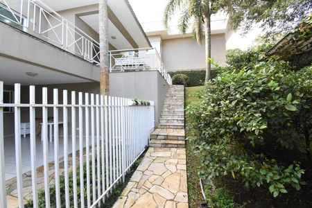 Casa de condomínio para alugar com 346m², 4 quartos e 4 vagasÁrea externa
