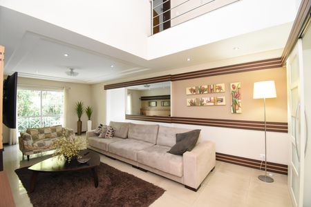 Casa de condomínio para alugar com 346m², 4 quartos e 4 vagasSala de Estar