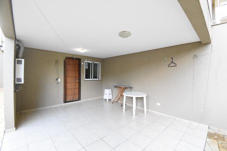 Casa de condomínio para alugar com 346m², 4 quartos e 4 vagasÁrea de Serviço