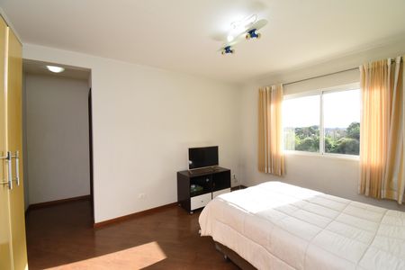 Casa de condomínio para alugar com 346m², 4 quartos e 4 vagasSuíte 4