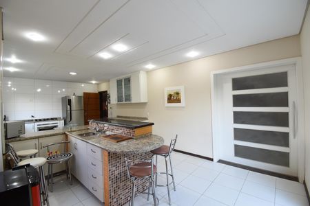 Casa de condomínio para alugar com 346m², 4 quartos e 4 vagasCozinha