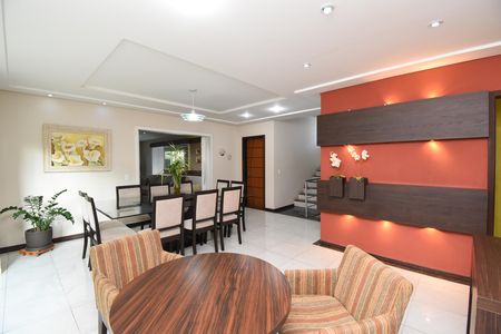 Sala de Jantar de casa de condomínio à venda com 4 quartos, 346m² em Pilarzinho, Curitiba