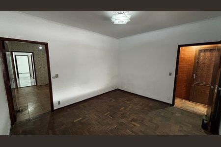 Casa para alugar com 120m², 2 quartos e 2 vagas Casa para alugar com 120m², 2 quartos e 2 vagasSala