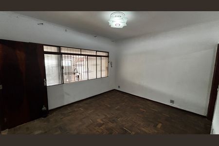 Casa para alugar com 120m², 2 quartos e 2 vagas Casa para alugar com 120m², 2 quartos e 2 vagasSala