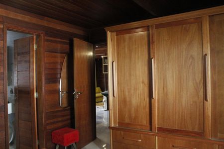 Casa de condomínio para alugar com 400m², 3 quartos e 2 vagasQuarto Suíte