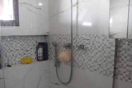 Casa de condomínio para alugar com 400m², 3 quartos e 2 vagasBanheiro Social