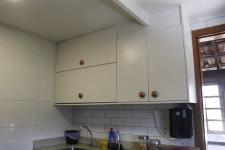 Casa de condomínio para alugar com 400m², 3 quartos e 2 vagasCozinha