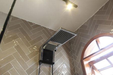Casa de condomínio para alugar com 400m², 3 quartos e 2 vagasBanheiro