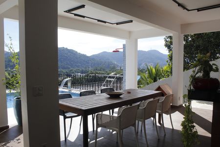 Casa de condomínio para alugar com 400m², 3 quartos e 2 vagasÁrea gourmet