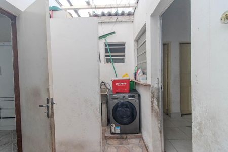 Casa à venda com 240m², 5 quartos e 1 vaga Casa à venda com 240m², 5 quartos e 1 vagaCasa 2 - Área de serviço