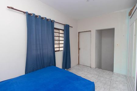 Casa à venda com 240m², 5 quartos e 1 vaga Casa à venda com 240m², 5 quartos e 1 vagaCasa 3 - Suíte