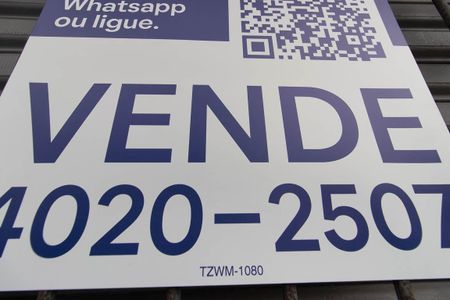 Casa à venda com 240m², 5 quartos e 1 vaga Casa à venda com 240m², 5 quartos e 1 vagaPlaca