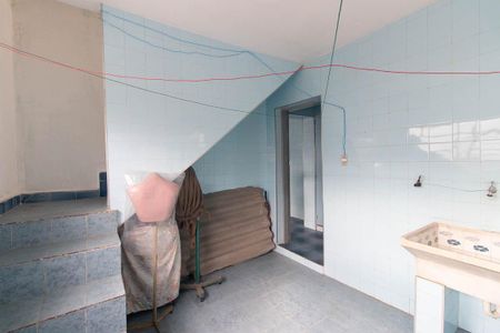 Casa à venda com 240m², 5 quartos e 1 vaga Casa à venda com 240m², 5 quartos e 1 vagaÁrea de serviço