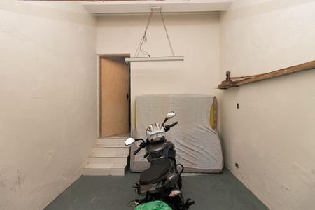 Casa à venda com 240m², 5 quartos e 1 vaga Casa à venda com 240m², 5 quartos e 1 vagaÁrea externa