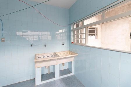 Casa à venda com 240m², 5 quartos e 1 vaga Casa à venda com 240m², 5 quartos e 1 vagaÁrea de serviço