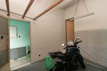 Casa à venda com 240m², 5 quartos e 1 vaga Casa à venda com 240m², 5 quartos e 1 vagaÁrea externa