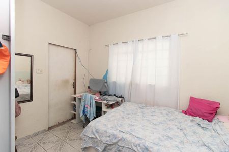 Casa à venda com 240m², 5 quartos e 1 vaga Casa à venda com 240m², 5 quartos e 1 vagaCasa 2 - Quarto