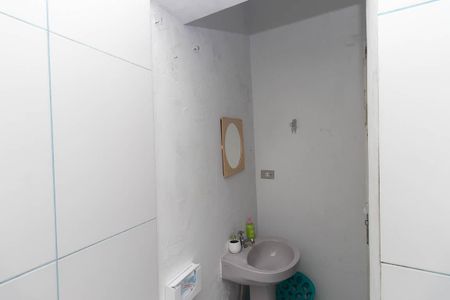 Casa à venda com 240m², 5 quartos e 1 vaga Casa à venda com 240m², 5 quartos e 1 vagaCasa 3 - Banheiro da suíte
