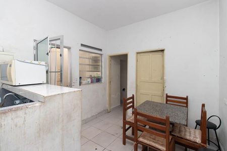 Casa à venda com 240m², 5 quartos e 1 vaga Casa à venda com 240m², 5 quartos e 1 vagaCasa 3 -Sala/Cozinha