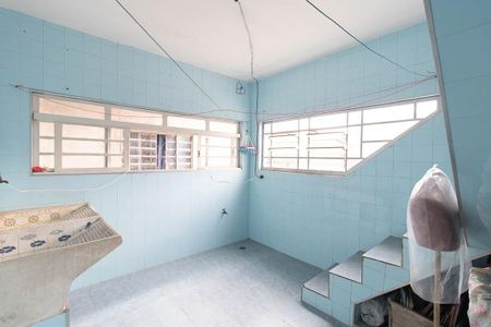 Casa à venda com 240m², 5 quartos e 1 vaga Casa à venda com 240m², 5 quartos e 1 vagaÁrea de serviço